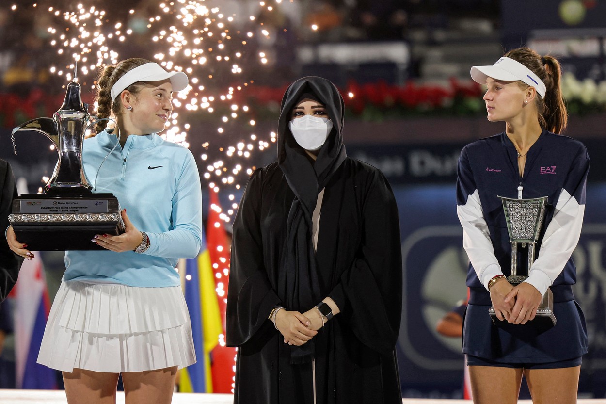 Veronika Kudermetova și-a luat revanșa în fața Jelenei Ostapenko la Dubai, la dublu