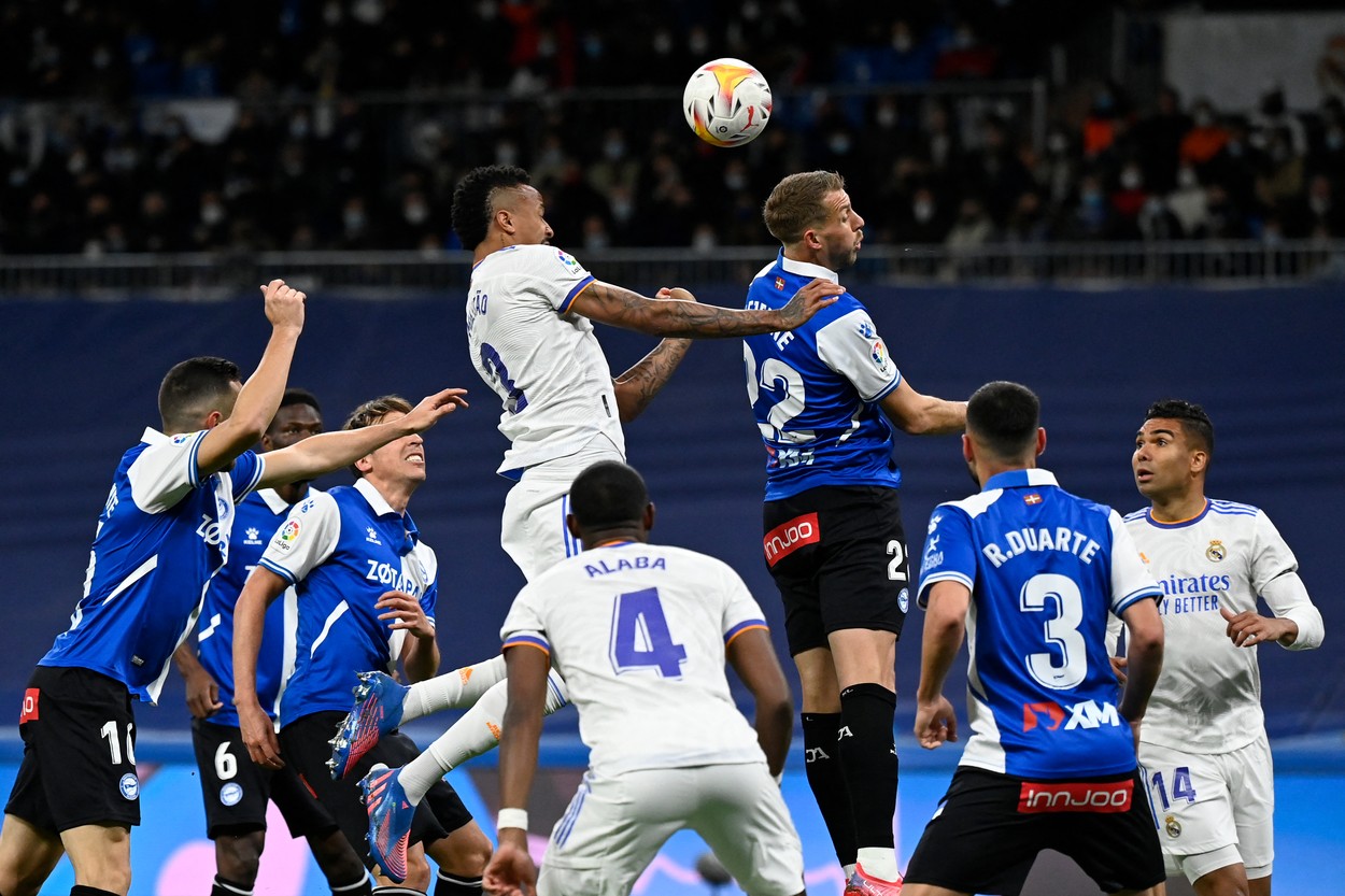 Real Madrid - Deportivo Alaves 0-0, ACUM, pe Digi Sport 3. “Galacticii” vin după eșecul cu PSG