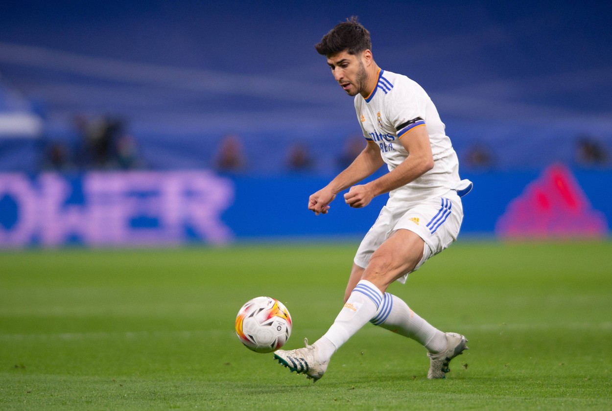 Real Madrid - Deportivo Alaves 3-0. Asensio candidează la ”Golul etapei” în La Liga