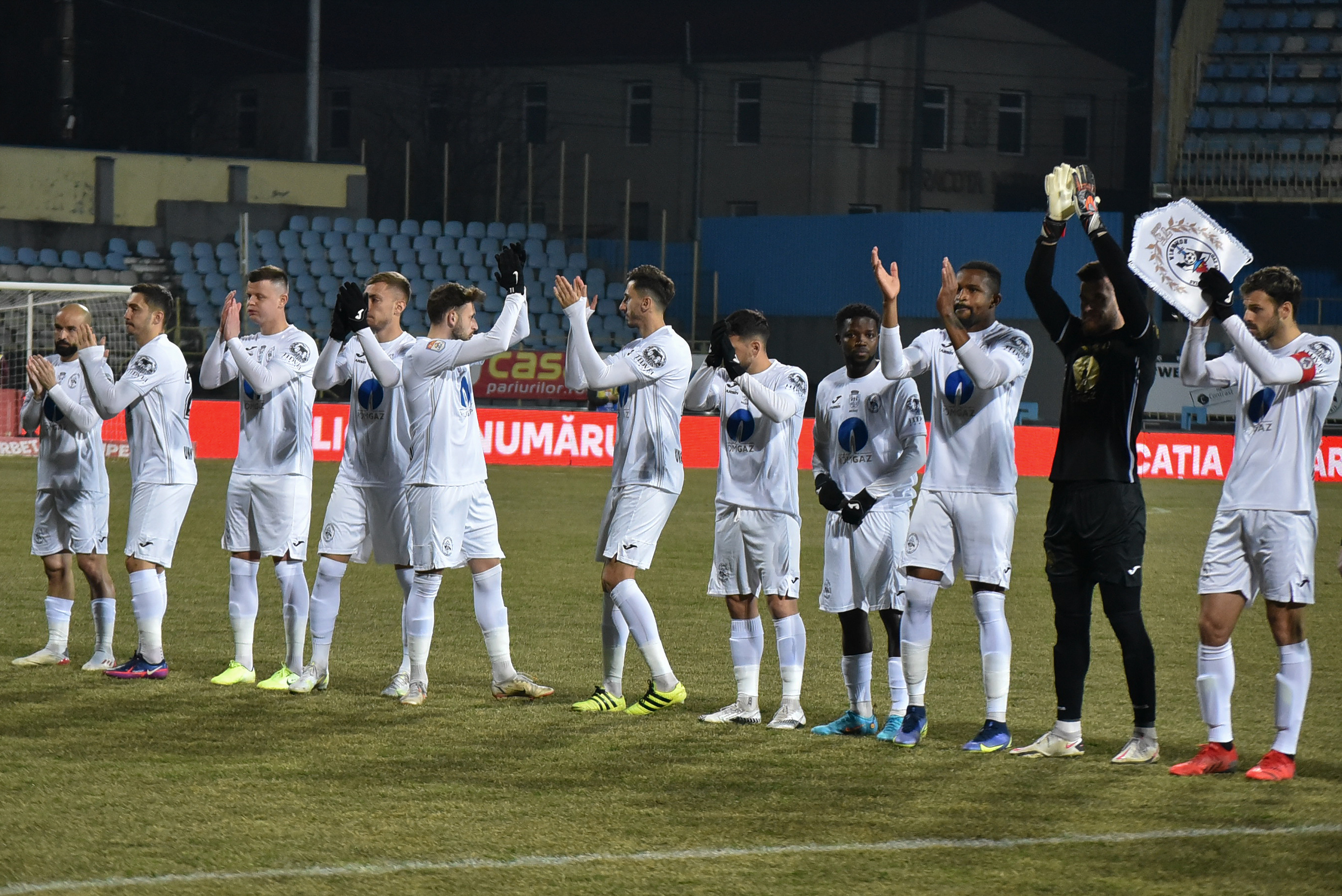 Ce a apărut scris pe ușa hotelului de la stadionul lui Gaz Metan Mediaș