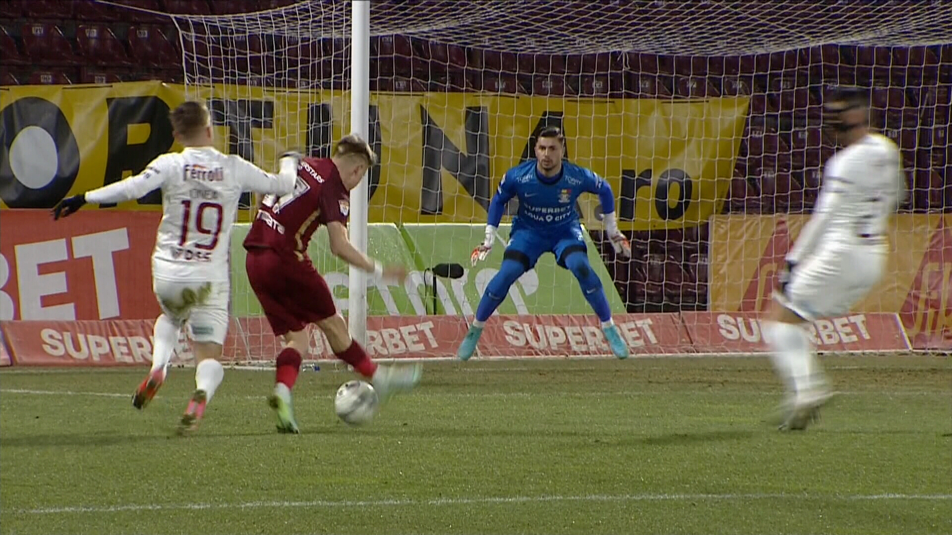 CFR Cluj - Rapid 0-0, ACUM, ÎN DIRECT la Digi Sport 1. Ocazie mare irosită de Petrila