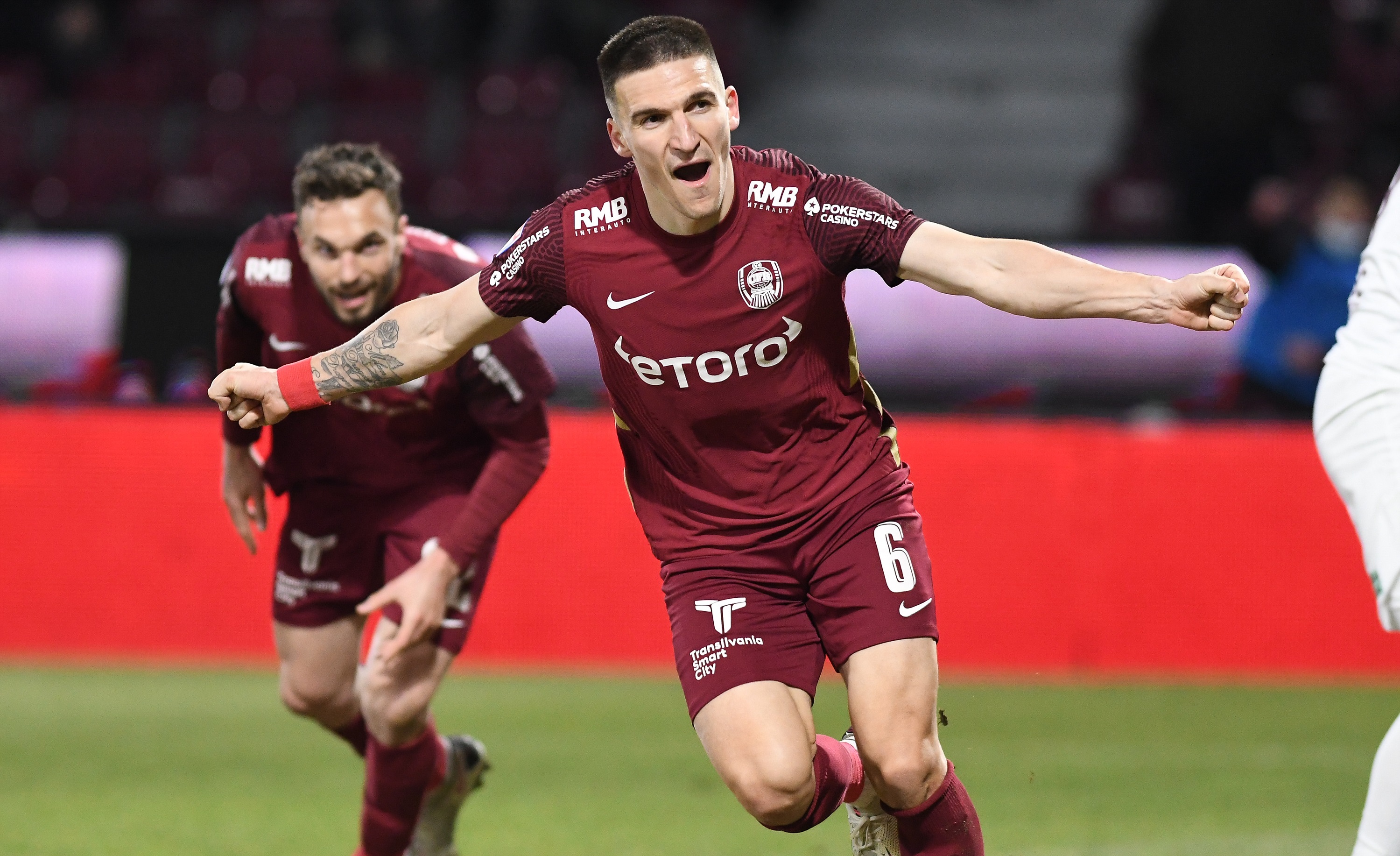 CFR Cluj - Rapid 2-1. Sărbătoare în Gruia! Elevii lui Dan Petrescu câștigă greu în fața giuleștenilor