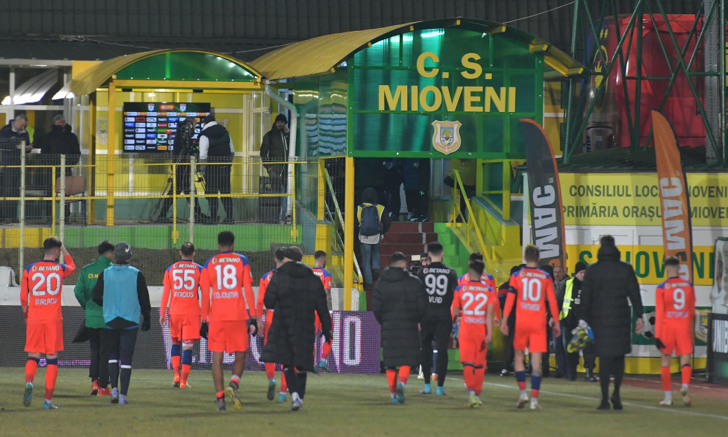 Fotbaliștii FCSB-ului, după meciul cu CS Mioveni / Foto: Sport Pictures