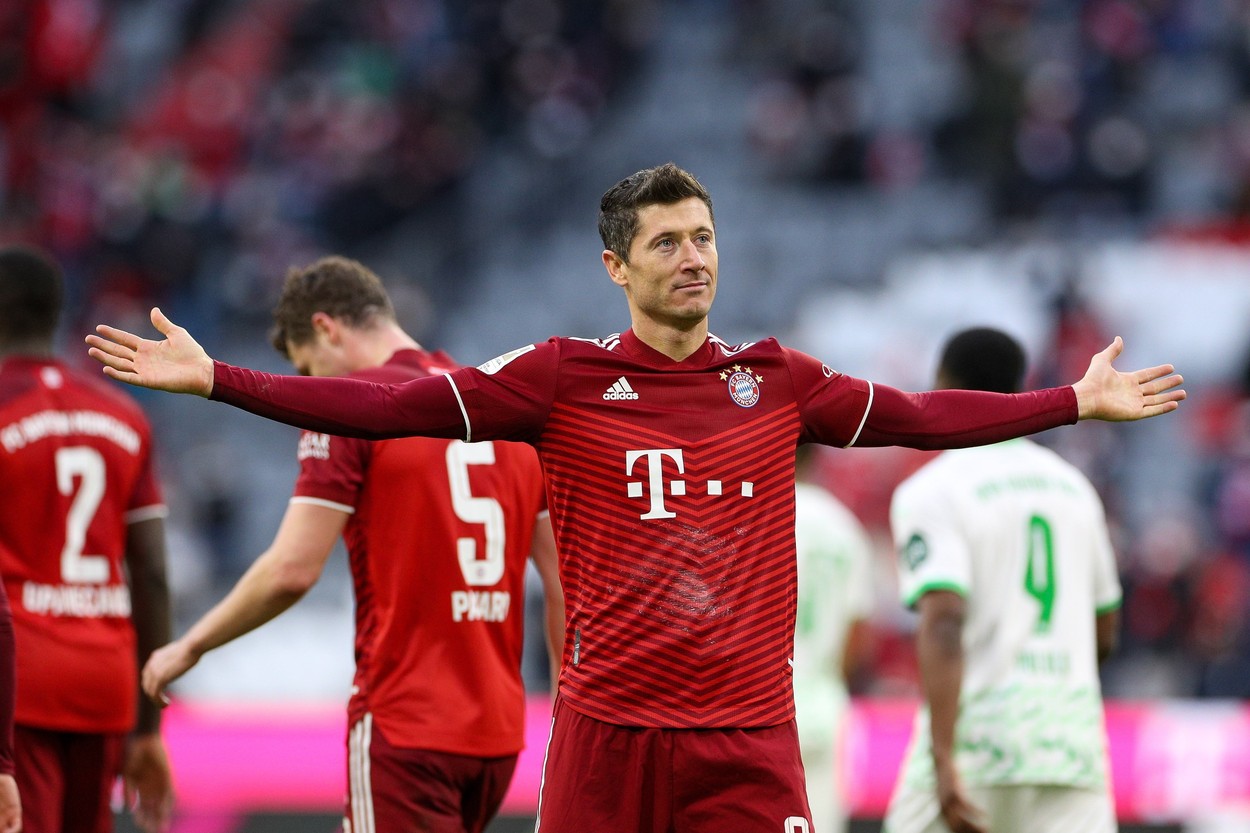 Robert Lewandowski, lider în clasamentul Ghetei de Aur. Un jucător cu origini românești este în top 20