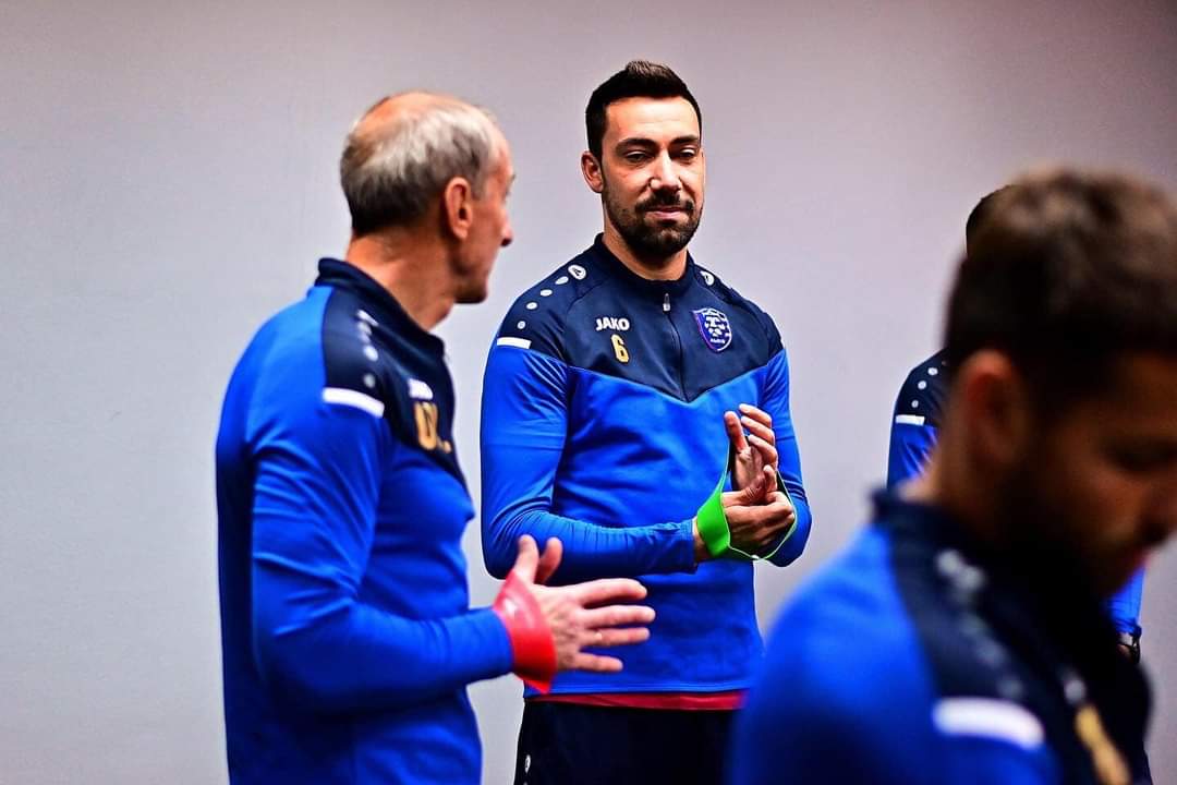 Mihai Leca a mers 10 kilometri pe jos și a stat 14 ore în vamă pentru a ieși din Ucraina! Ce a urmat