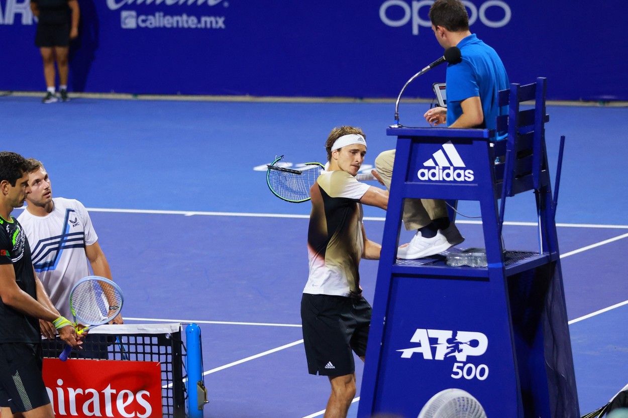 A venit "nota de plată". Alexander Zverev a scăpat ieftin după ce și-a ieșit din minți la Acapulco