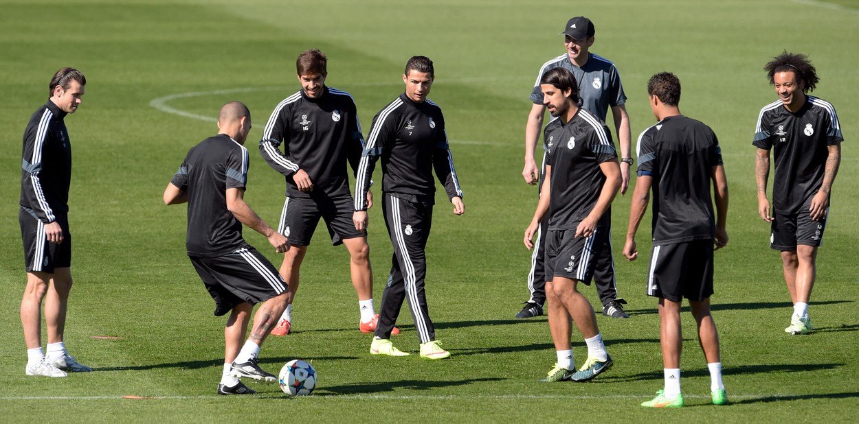 Un fost coechipier de-al lui Cristiano Ronaldo la Real Madrid l-a dat de gol: Mereu punea pariu