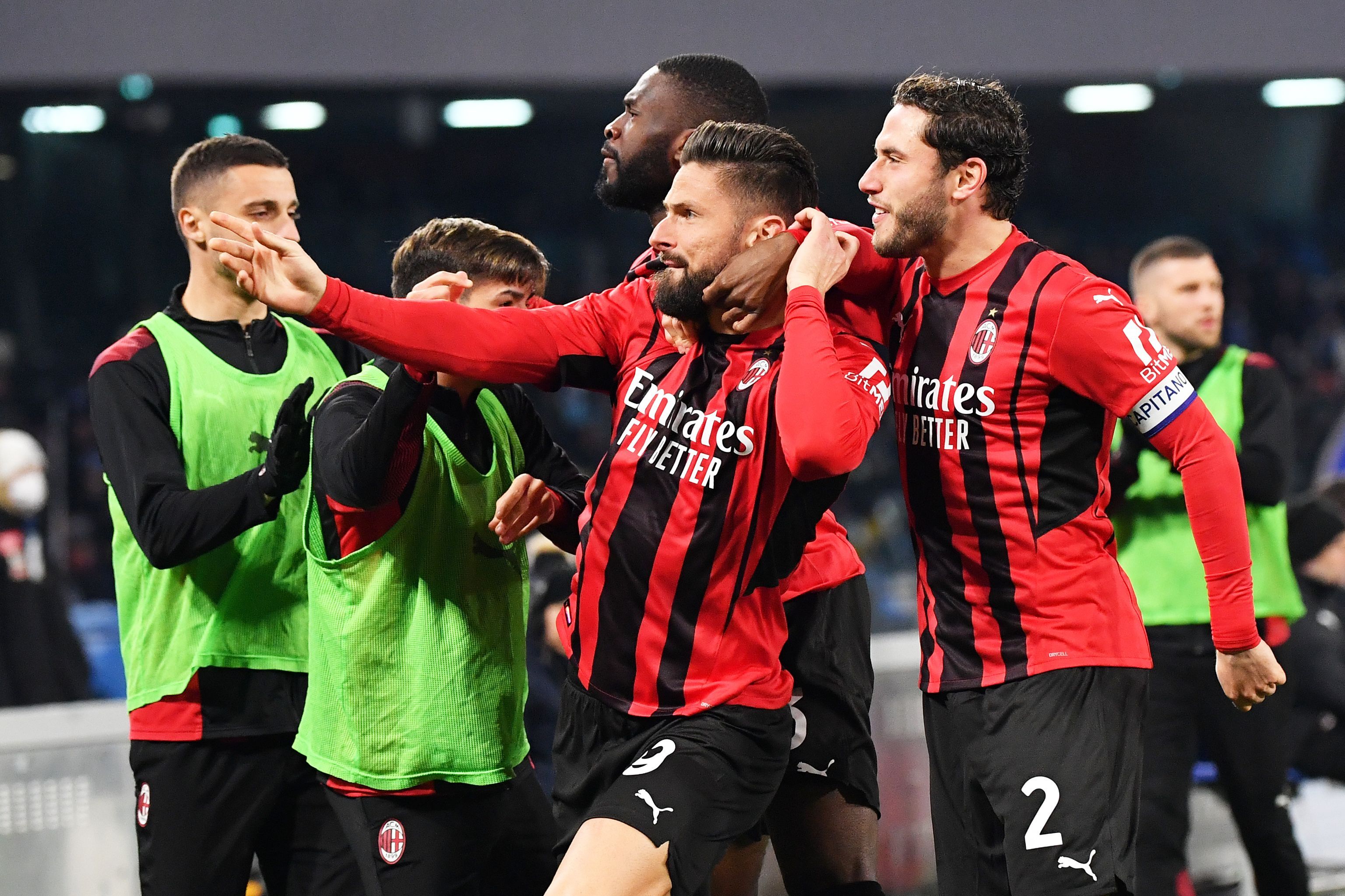Napoli - AC Milan, 0-1. "Rossonerii" trec pe primul loc în Serie A