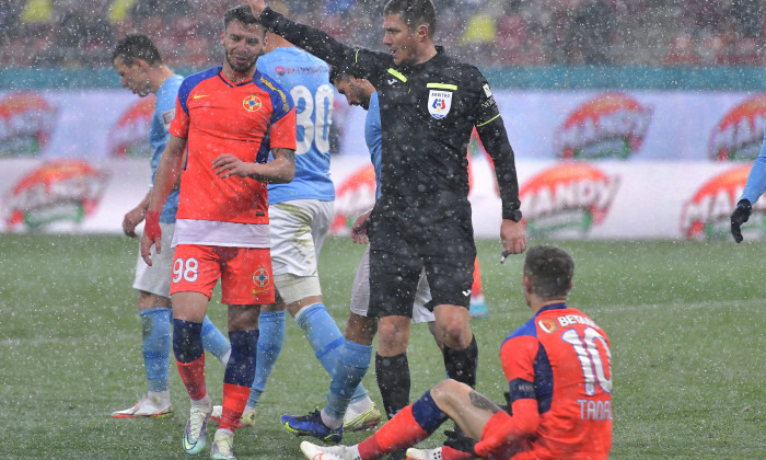 Adrian Cojocaru și Florin Tănase, în FCSB - FC Voluntari / Foto: Sport Pictures