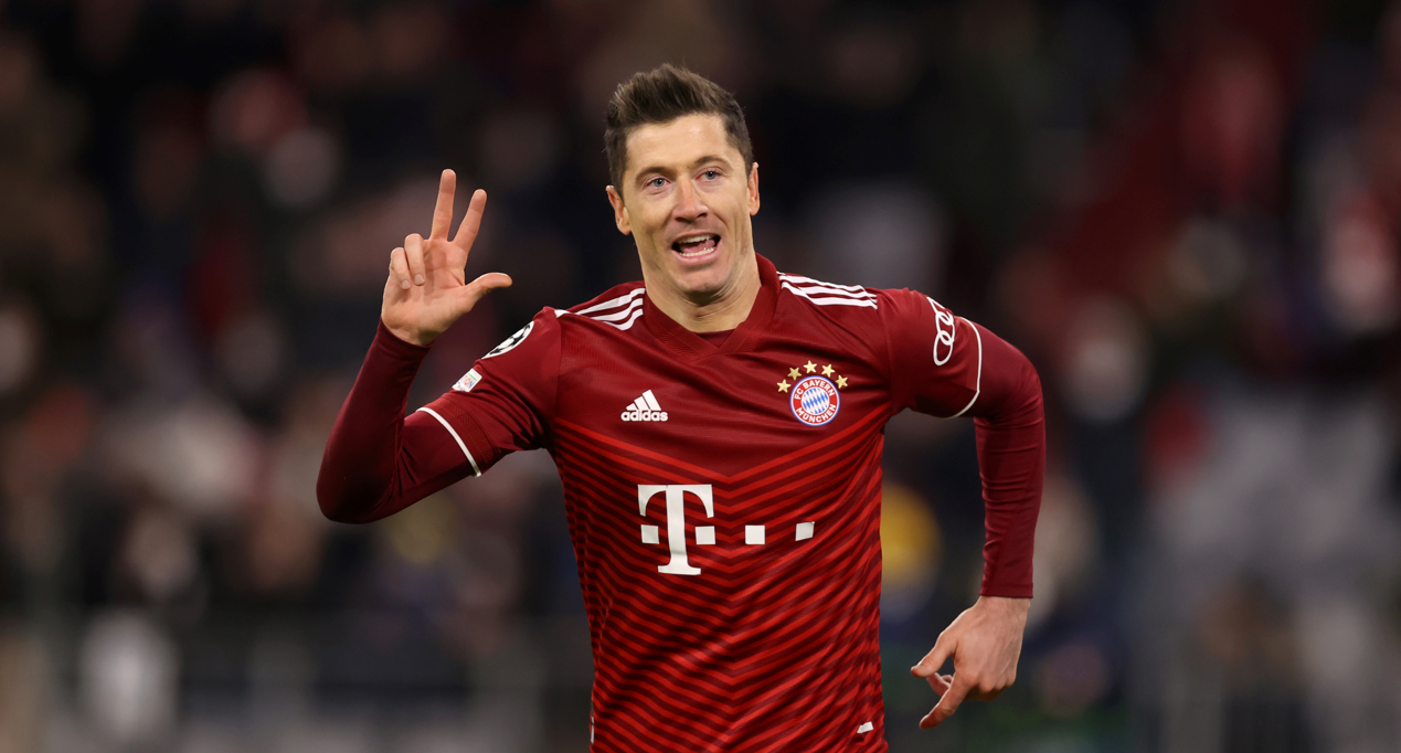 Robert Lewandowski a reușit un hat-trick cu RB Salzburg și a intrat în istoria Champions League! Recordul stabilit