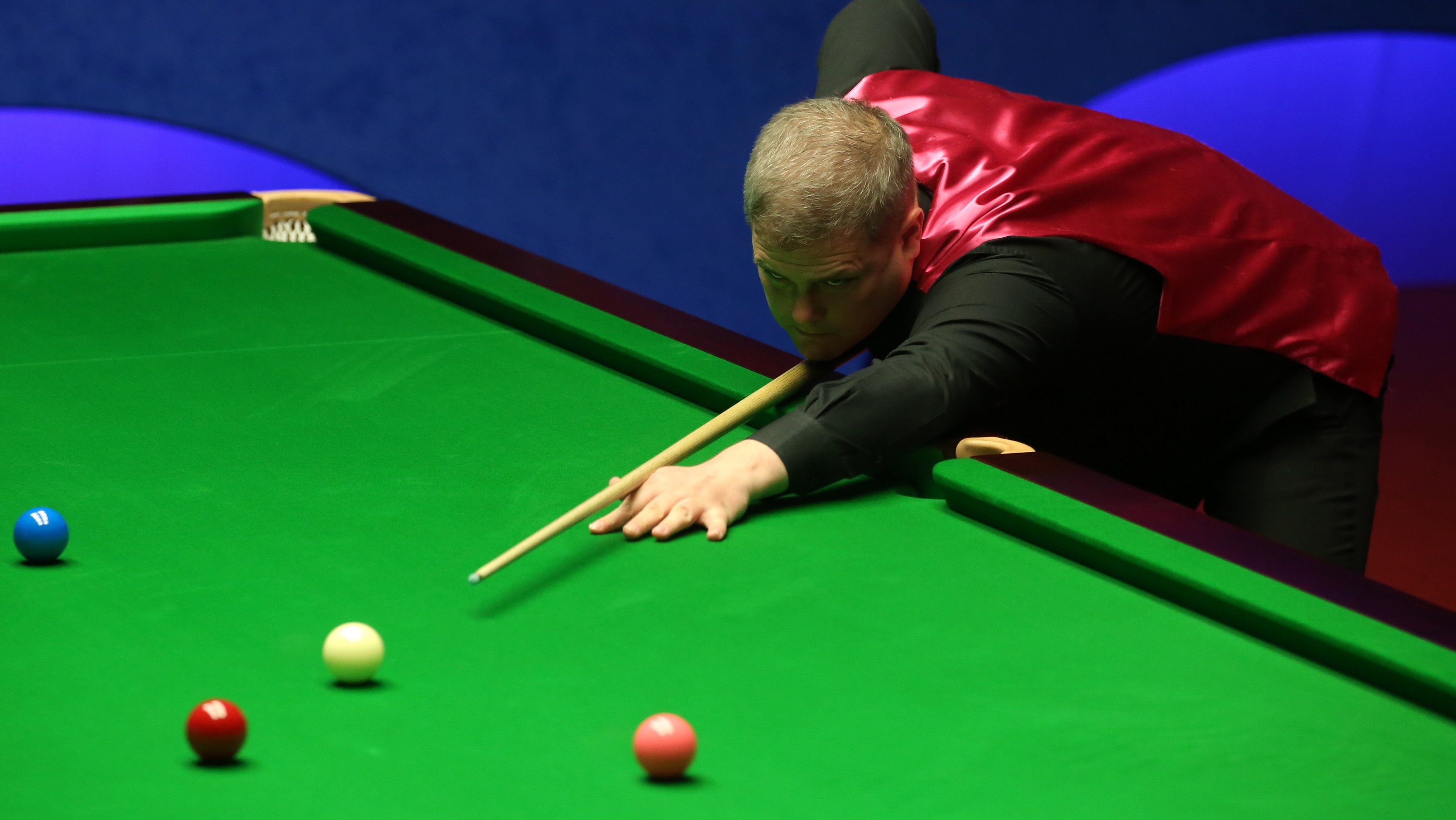 Un jucător renumit de snooker s-a îmbătat criță, s-a certat cu toată lumea și a ”sfârșit” la spital!