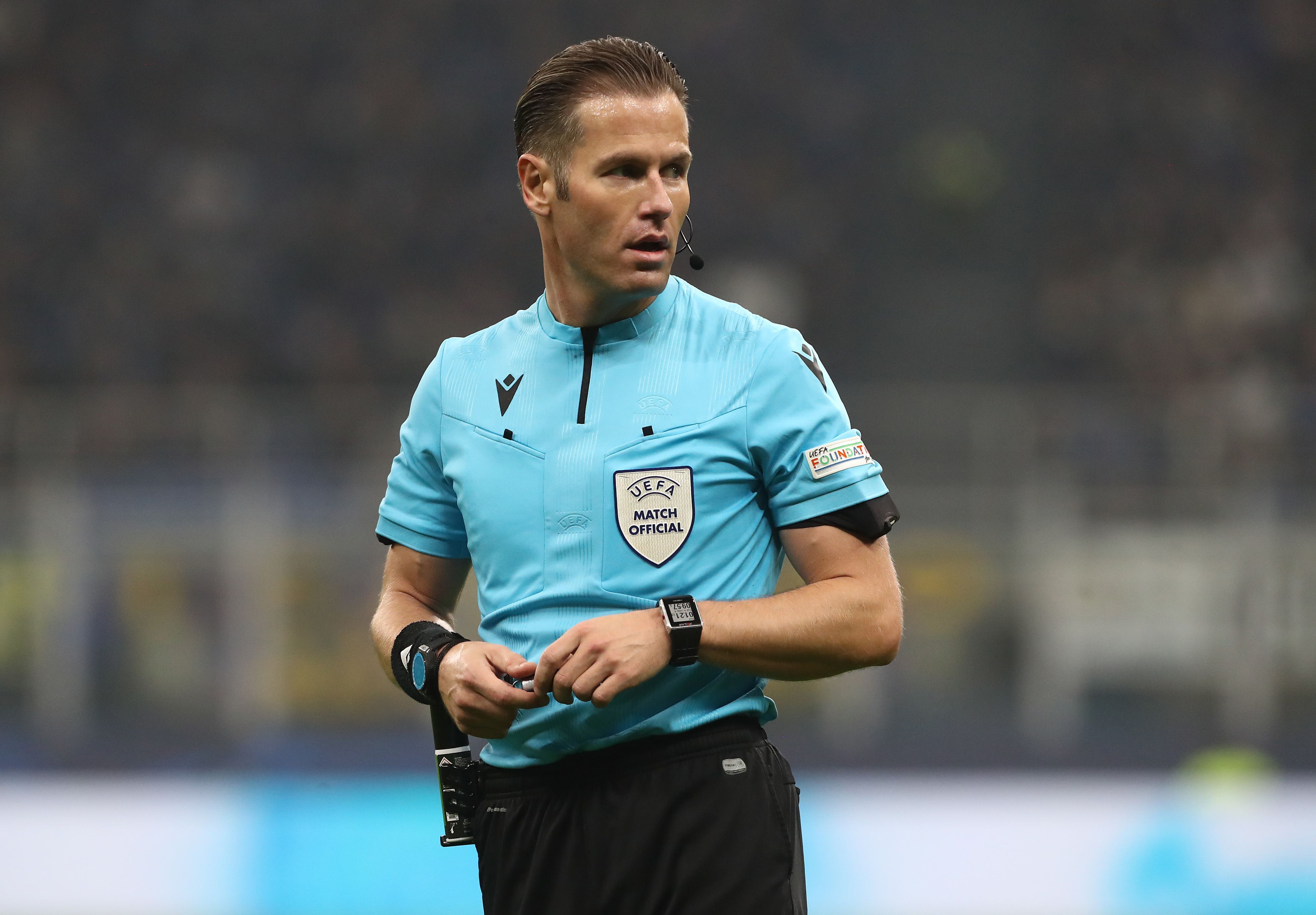 Cine e Danny Makkelie, arbitrul care a stârnit controverse la Real - PSG 3-1