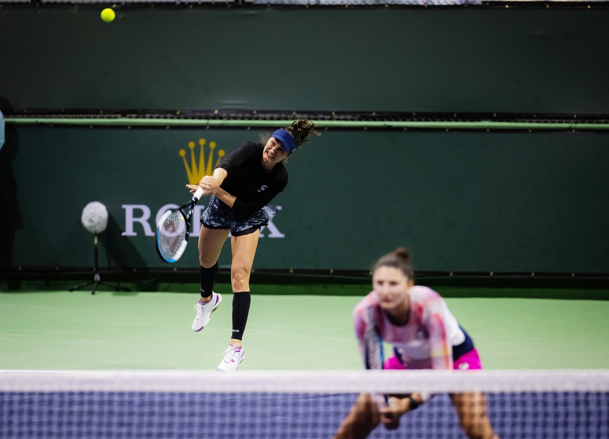 Irina Begu și Monica Niculescu, calificate în sferturi la Indian Wells în proba de dublu. Ce premiu împart