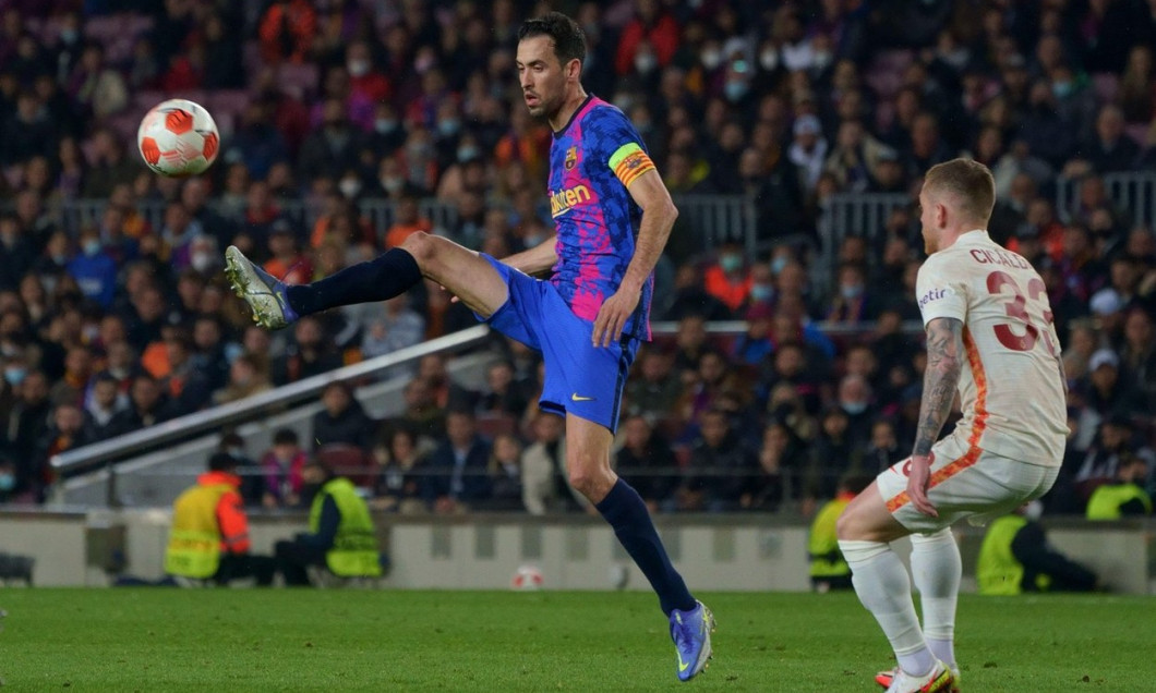Barcelona, Spain. 10th Mar, 2022. 10th March 2022 ; Nou Camp, Barcelona, Spain ; Europa League Football, FC Barcelona versus Galatasaray SK: Sergio Busquets FC Barcelona player and Cicaldau Galatasaray SK player Credit: Action Plus Sports Images/Alamy Liv