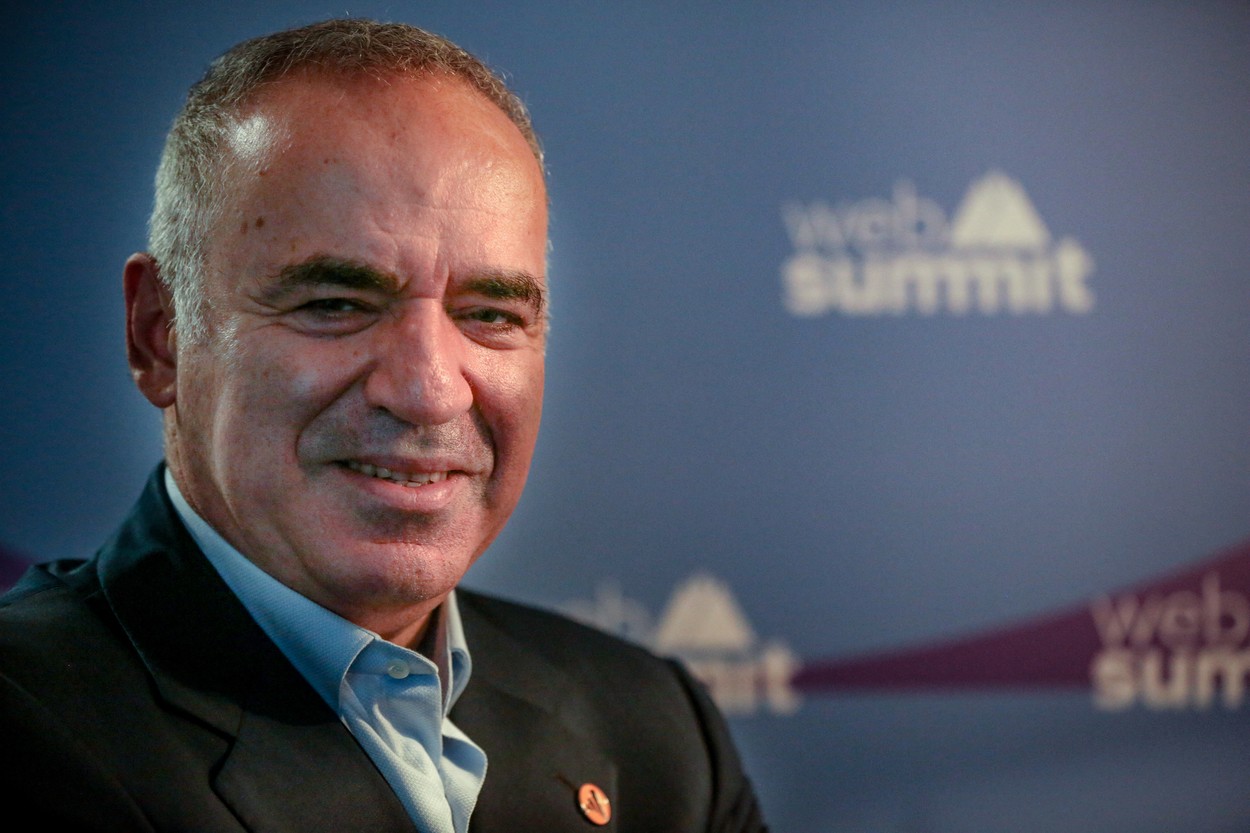 Garry Kasparov ”le-a pus gând rău” oligarhilor ruși, apropiați ai lui Putin. Ce ar trebui să se întâmple cu averile acestora