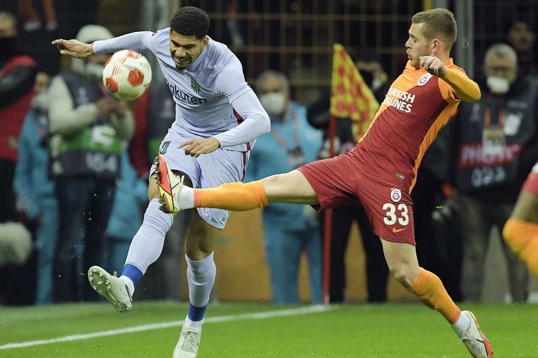 Ce se întâmplă cu Cicâldău și cu Moruțan la Galatasaray, după eșecul cu Barcelona. Gică Popescu: ”Asta mi-au spus”