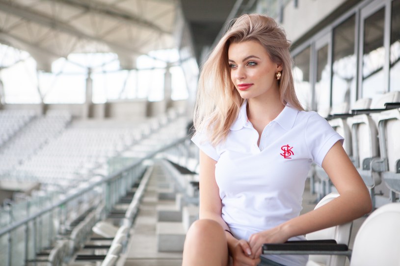 Karolina, Miss World 2021, iubește fotbalul. Tatăl său a fost președintele unui club istoric din Polonia