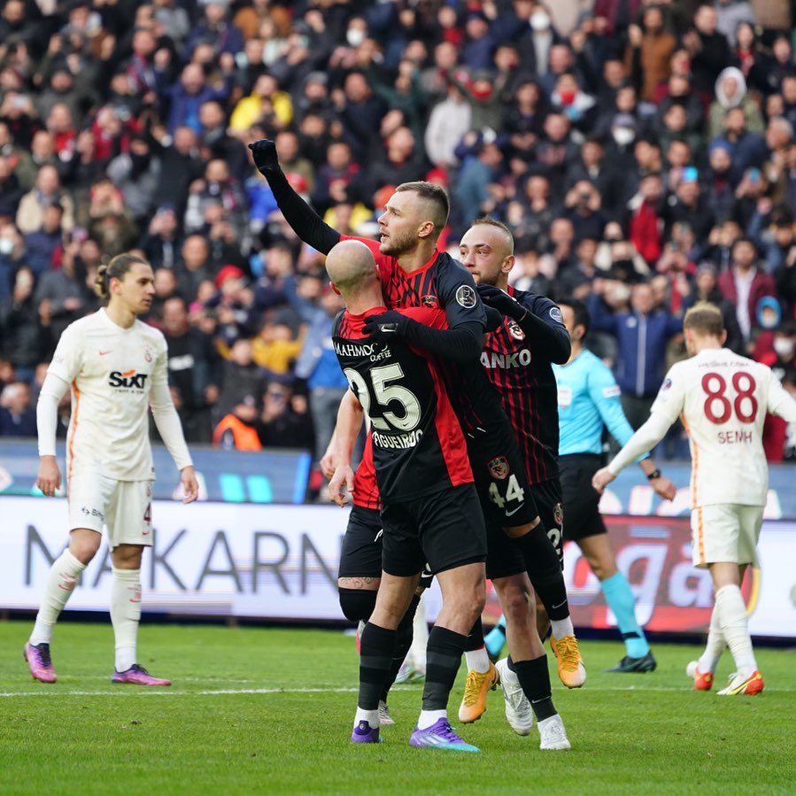 Alexandru Maxim, gol și două pase decisive împotriva lui Galatasaray! ”Dirijorul” lui Gaziantep este pe val