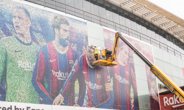 Lionel Messi, șters de pe un panou în care apar jucătorii Barcelonei / Foto: Profimedia
