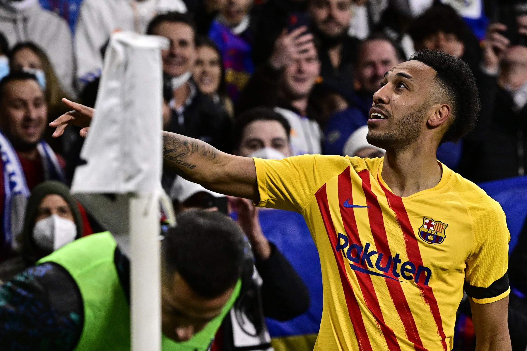 Pierre-Emerick Aubameyang a scris istorie în ”El Clasico”! Atacantul a egalat un record stabilit în 1953