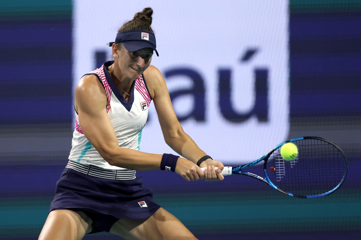 Irina Begu - Belinda Bencic, ACUM, Digi Sport 4. Românca pierde primul set