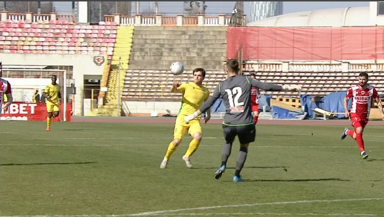 Dinamo - Zimbru Chișinău 2-0, ACUM, pe Digi Sport 1. Eșanu a fost eliminat