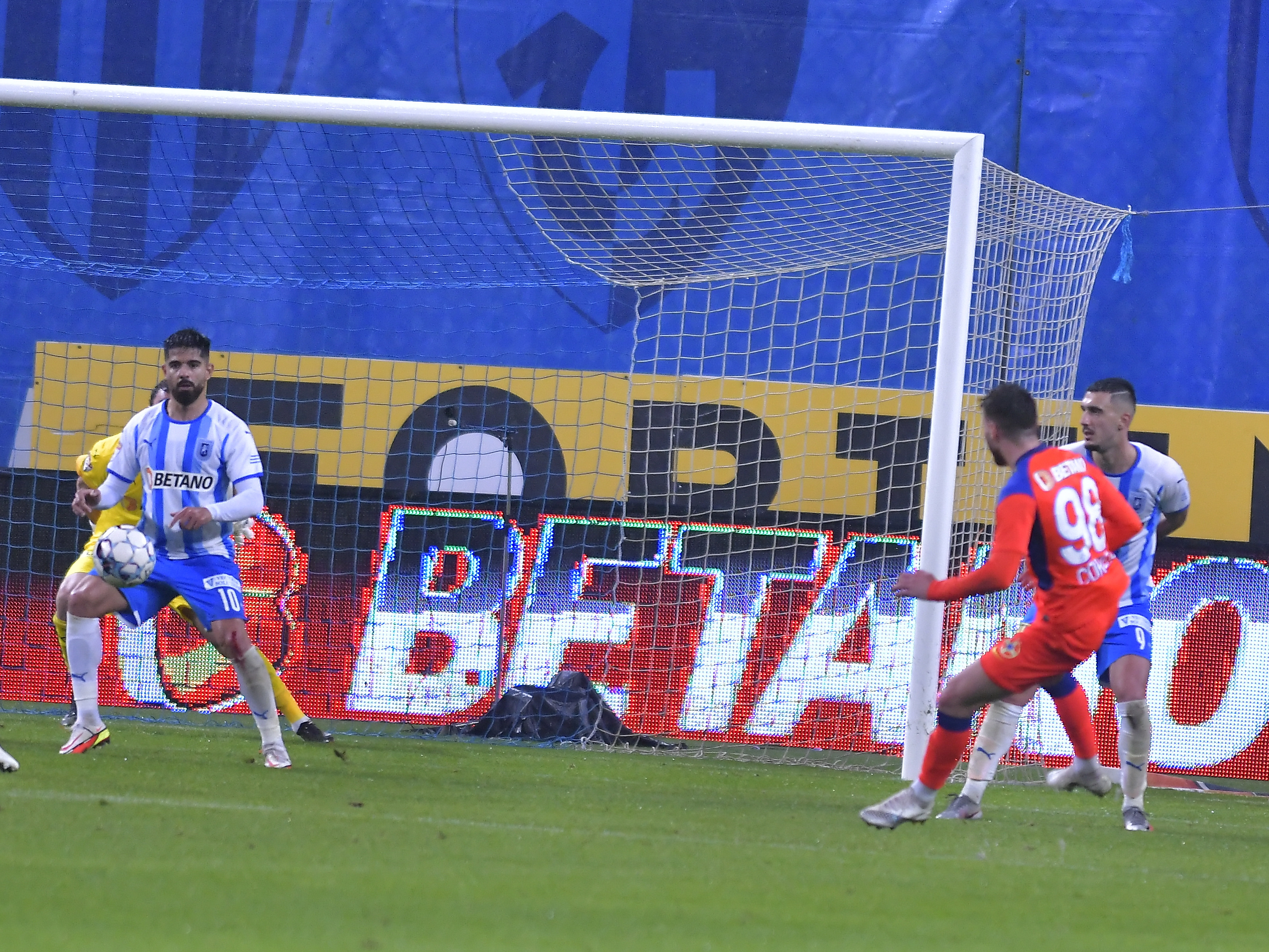 FCSB - Universitatea Craiova, meci decisiv pentru ”roș-albaștri”. Gigi Becali e sigur: ”Nu câștigi, s-a terminat!”