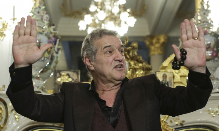 BUCURESTI - GIGI BECALI - CONFERINTA DE PRESA