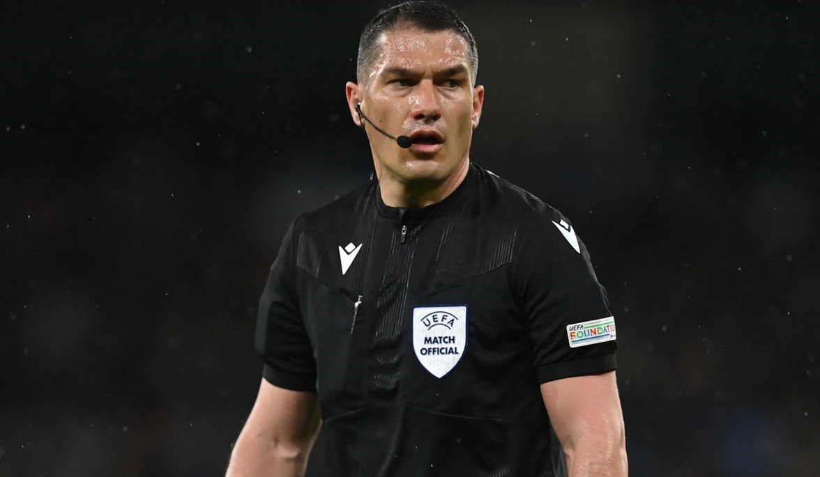 Momentul în care De Bruyne a căzut în careu și i-a cerut penalty lui Istvan Kovacs. Decizia luată și ce arată reluările