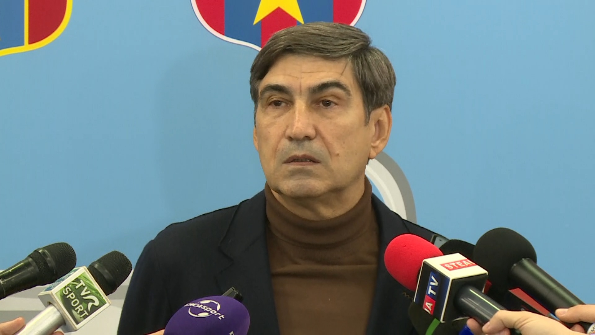 Victor Pițurcă “mitraliază” conducerea MApN: “Steaua le dă o palmă zdravănă”