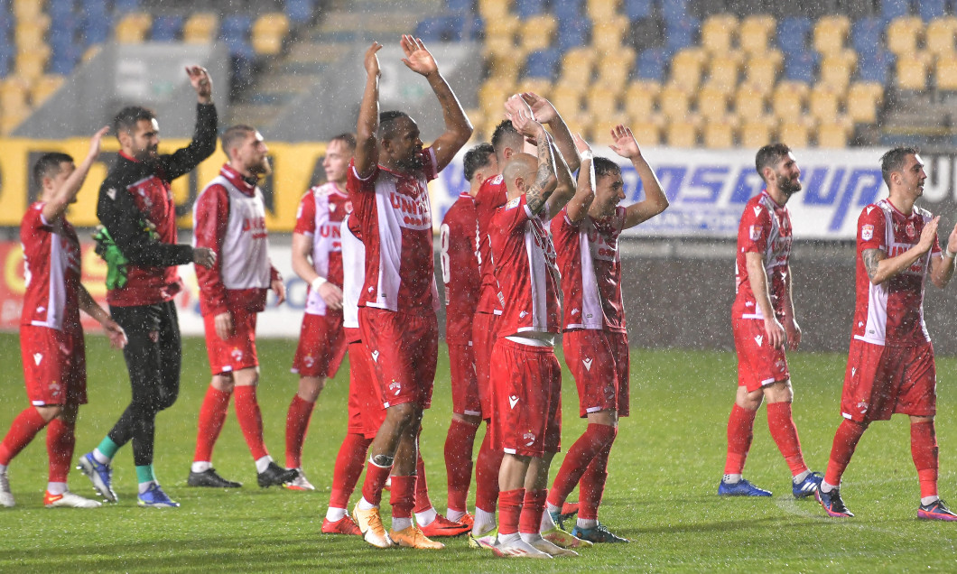 FOTBAL:CHINDIA TARGOVISTE-DINAMO BUCURESTI, PLAY OUT LIGA 1 CASA PARIURILOR (1.04.2022)