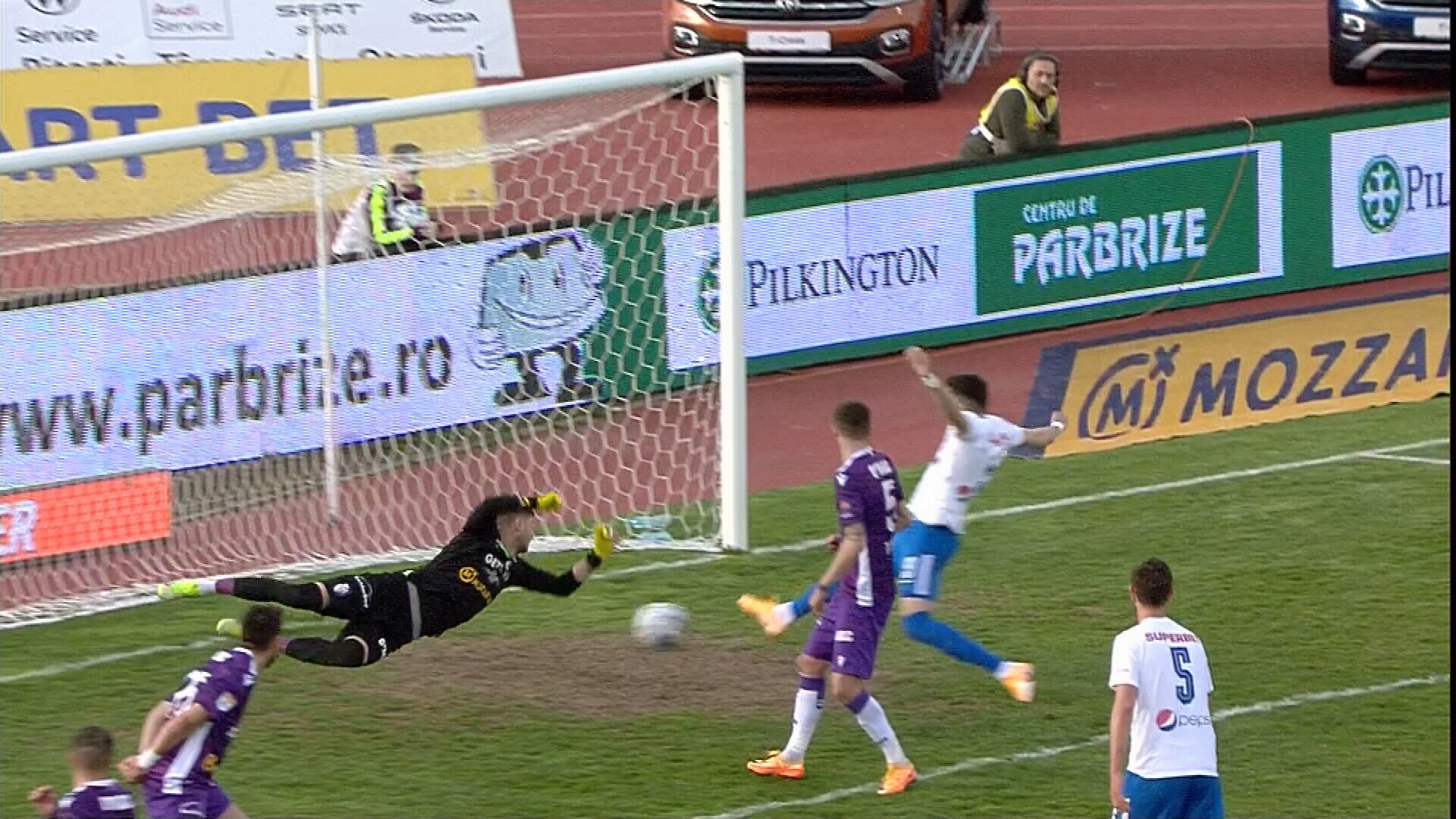 Arma secretă a lui Gică Hagi! Adrian Petre a marcat la prima atingere de balon în meciul cu FC Argeș. Nu a fost o întâmplare