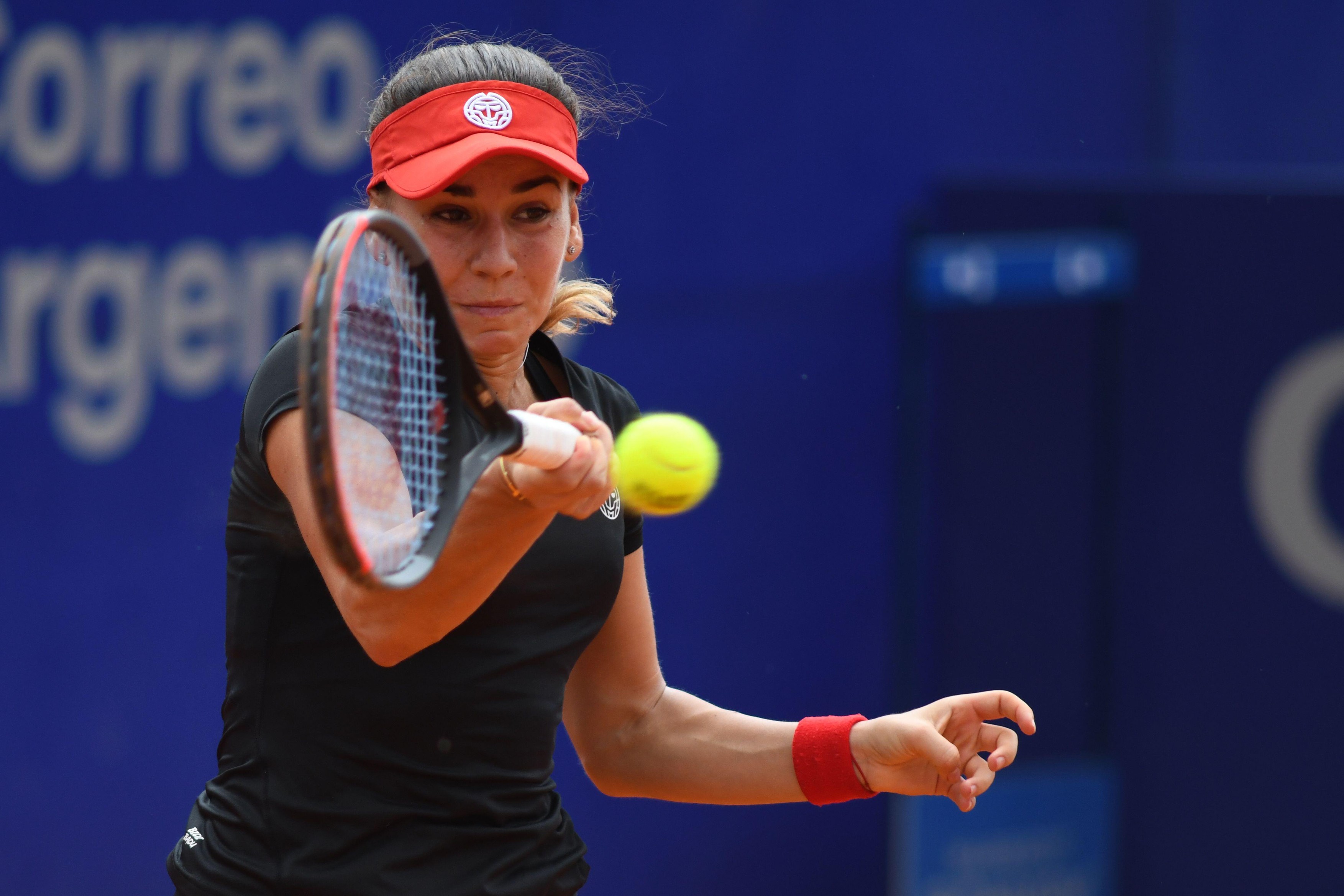 Irina Bara – Anett Kontaveit 3-6, 6(3)-7. Gabriela Ruse, eliminată și ea de la Hamburg