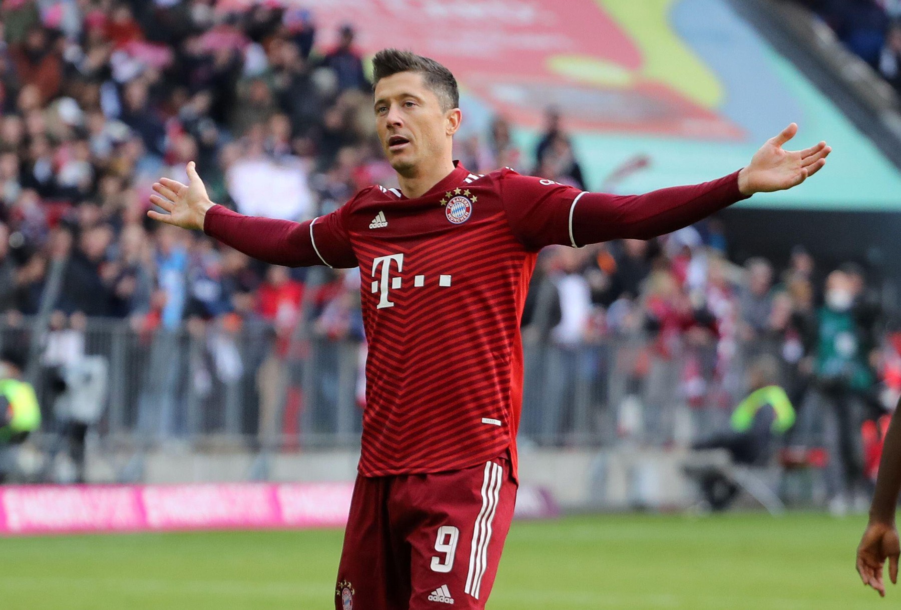 Robert Lewandowski va semna cu Barcelona! Presa din Polonia a făcut anunțul