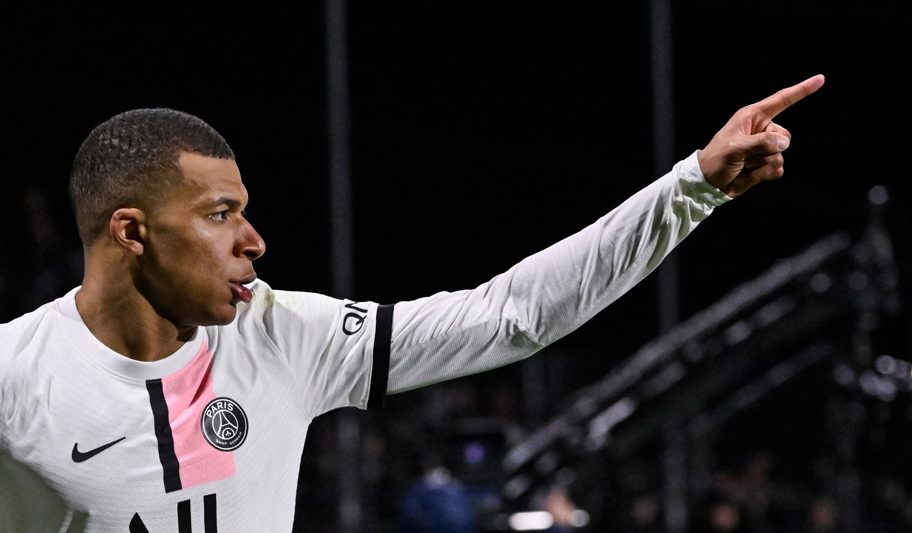 "Operațiunea Kylian Mbappe", în cifre. Sutele de milioane € pregătite de Real Madrid și PSG pentru a-l avea în echipă