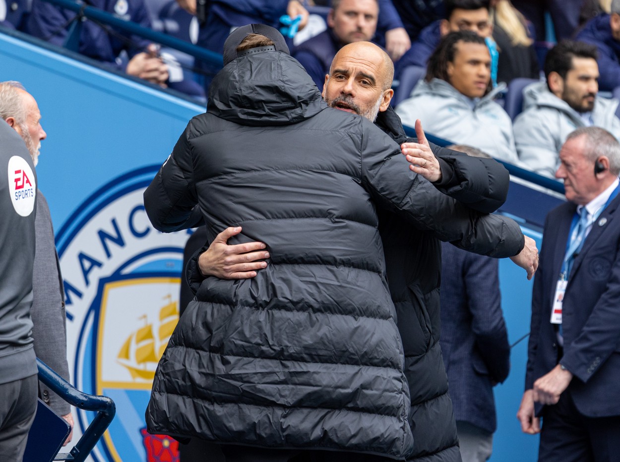 Ce le-a spus Guardiola elevilor săi după ce Liverpool a revenit de două ori în meciul cu Manchester City