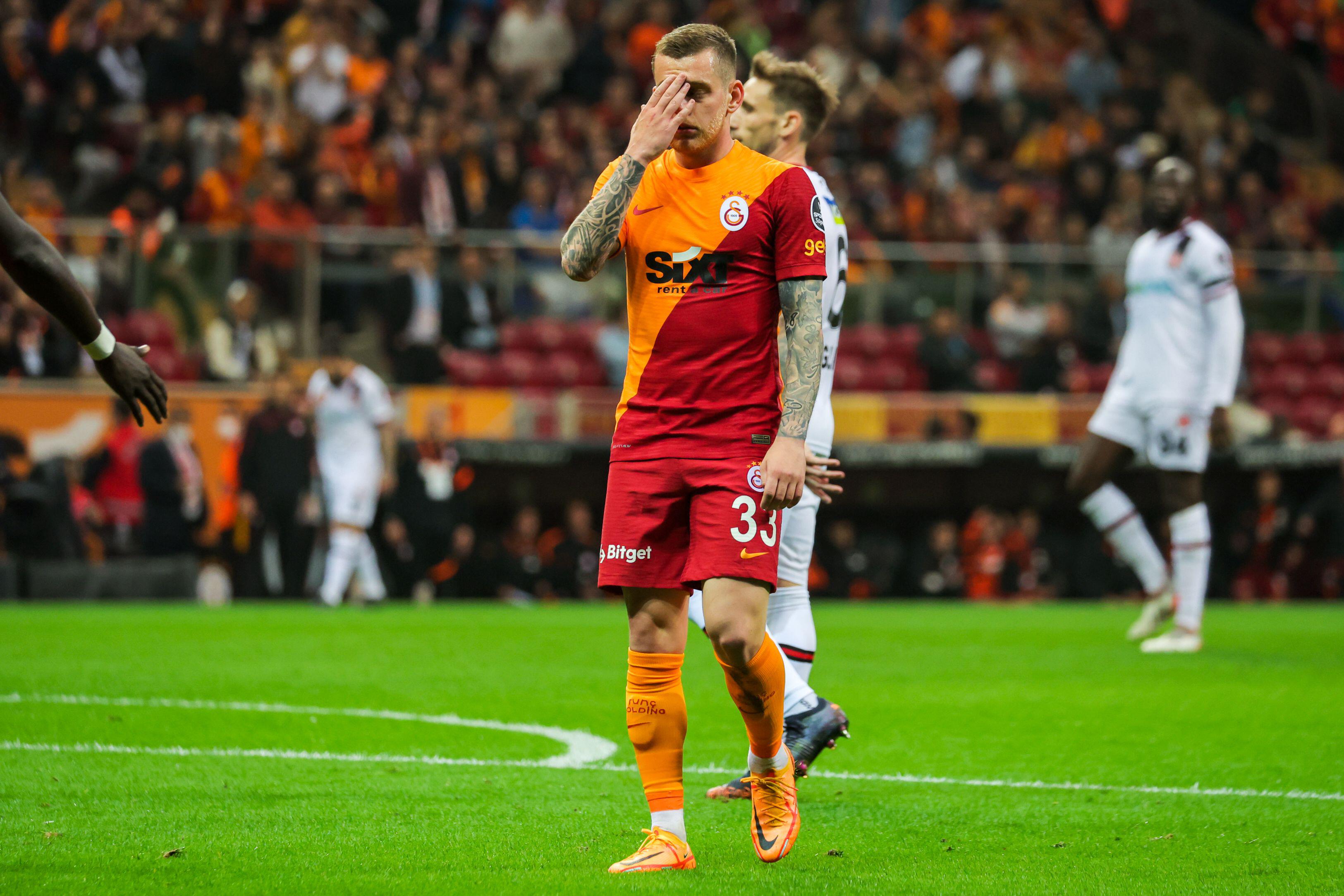 Alexandru Cicâldău i-a dezamăgit pe scouterii care au venit să-l vadă la meciul cu Fenerbahce