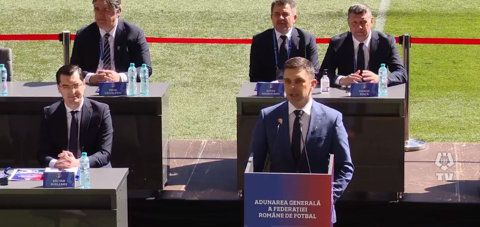 Eduard Novak, prezent la alegerile pentru șefia FRF: "Îl felicit pe Burleanu pentru tot ce face"