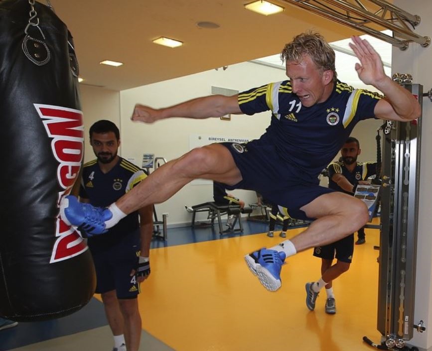 Dirk Kuyt se apucă de box! Când va disputa primul meci și ce adversar își dorește