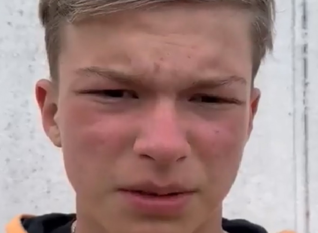 A venit a doua "notă de plată" pentru pilotul rus care a făcut salutul nazist și a început să râdă pe podium
