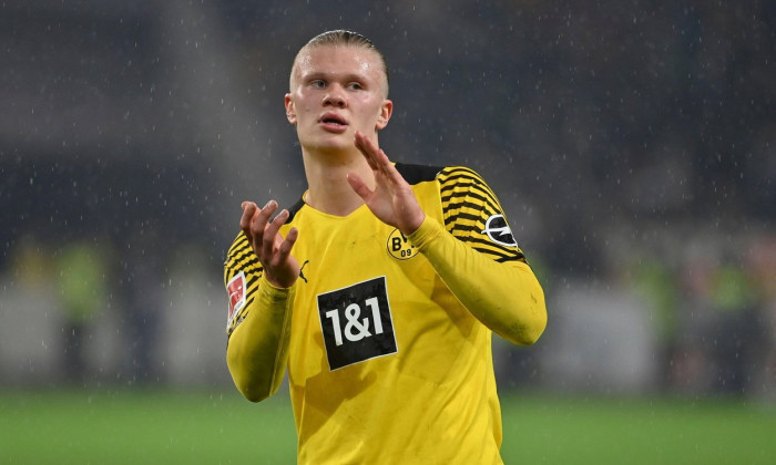 Stuttgart, Germany. 08th Apr, 2022. Erling HAALAND (DO), gesture, action, single image, cut single motif, half figure, half figure. Football 1st Bundesliga season 2021/2022, 29.matchday, matchday29. VFB Stuttgart-Borussia Dortmund 0-2, on 04/08/2022, Merc