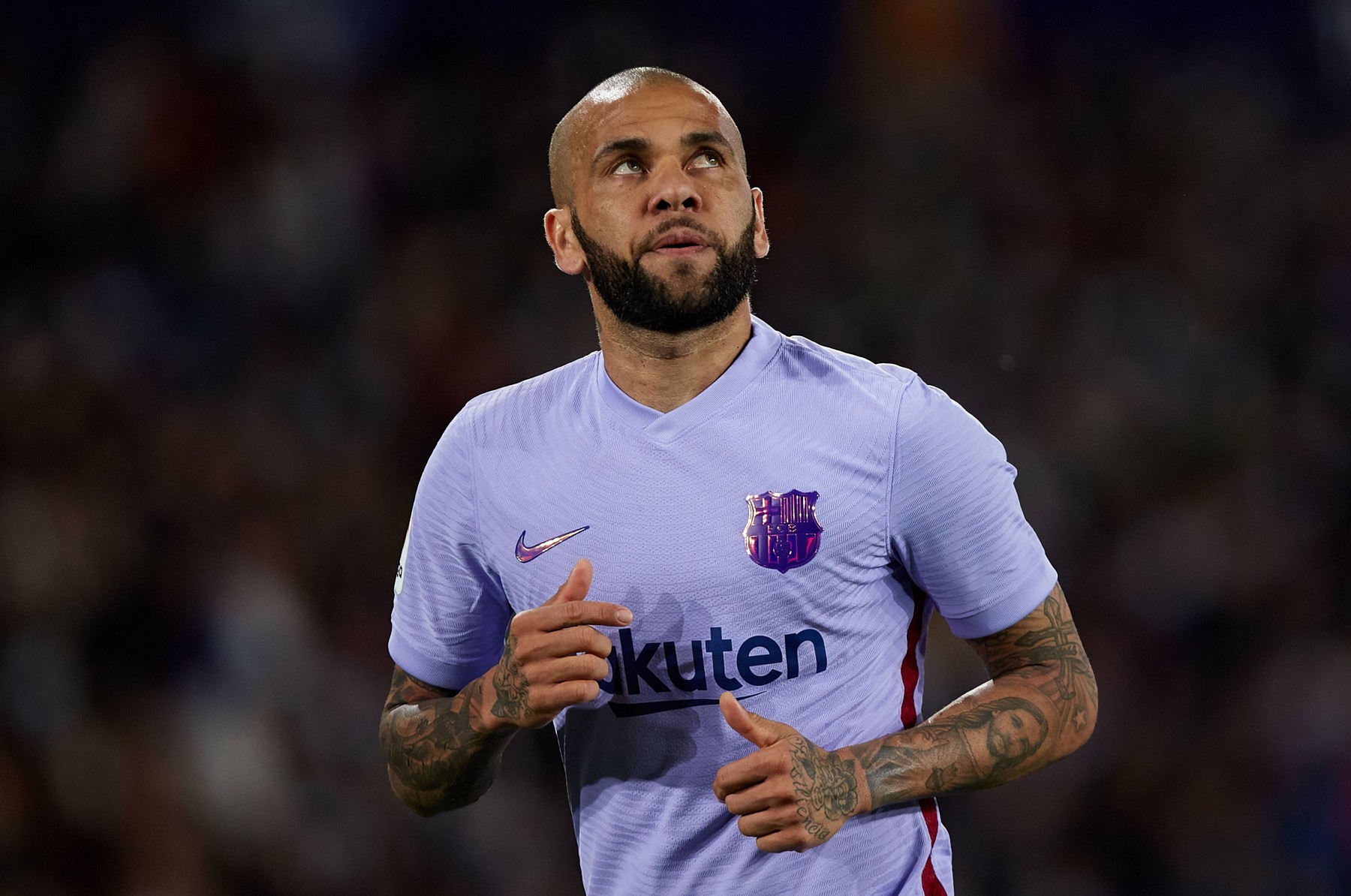 Mesajul emoționant al lui Dani Alves, după eliminarea Barcelonei din Europa League: ”Ne ridicăm împreună!”