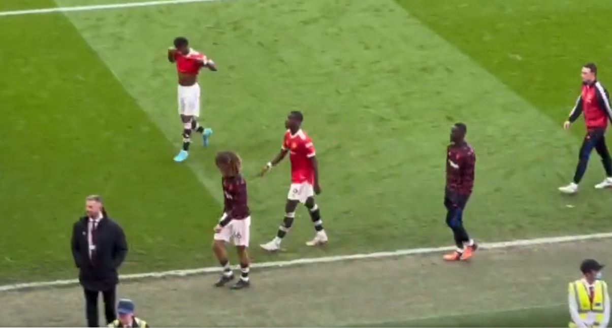 Cum a reacționat Paul Pogba după ce a fost înjurat de fani, la fel ca Ronaldo