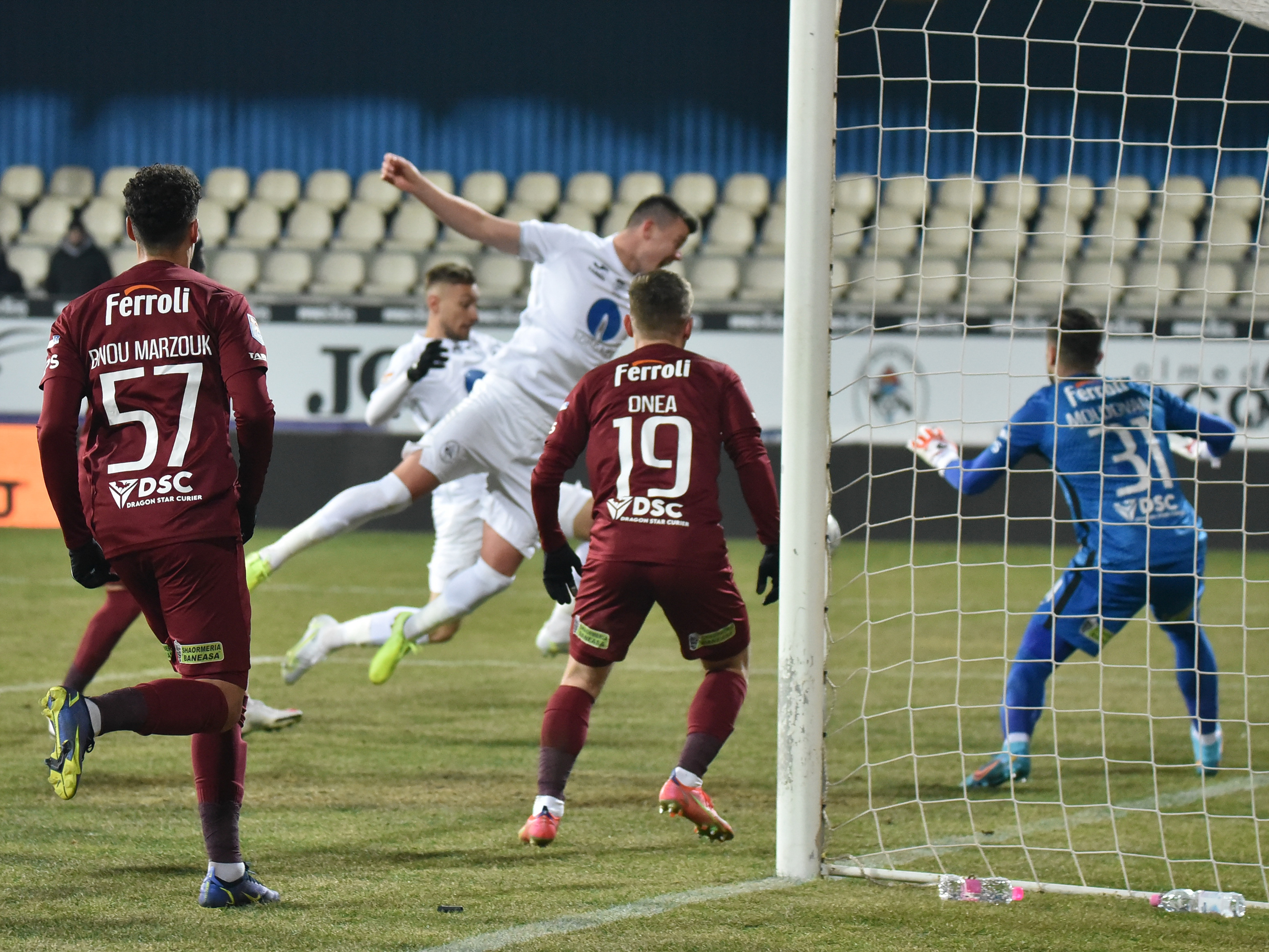 Rapid - Gaz Metan Mediaş 0-0, ACUM, ÎN DIRECT la Digi Sport 1. Ar putea fi ultimul meci direct din istorie