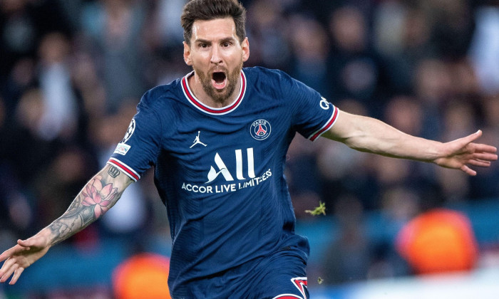 Lionel Messi of Paris Saint-Germain celebrate hes 1st ever goal during the UEFA Champions League group A match between Paris Saint-Germain and Manche