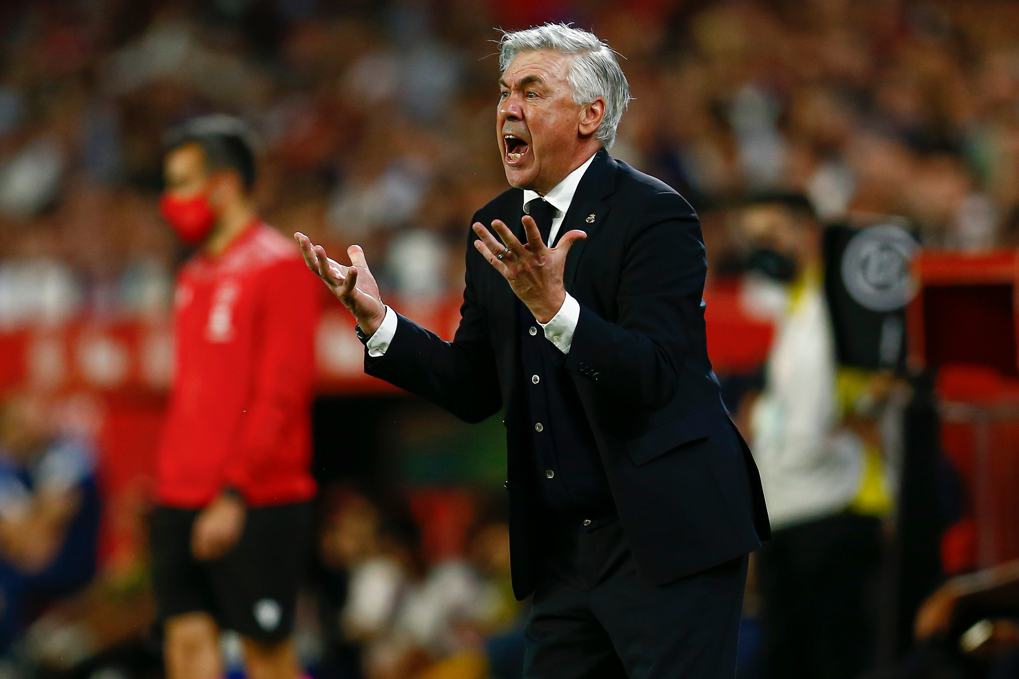 Reacția lui Carlo Ancelotti după ce Karim Benzema a ratat două penalty-uri cu Osasuna