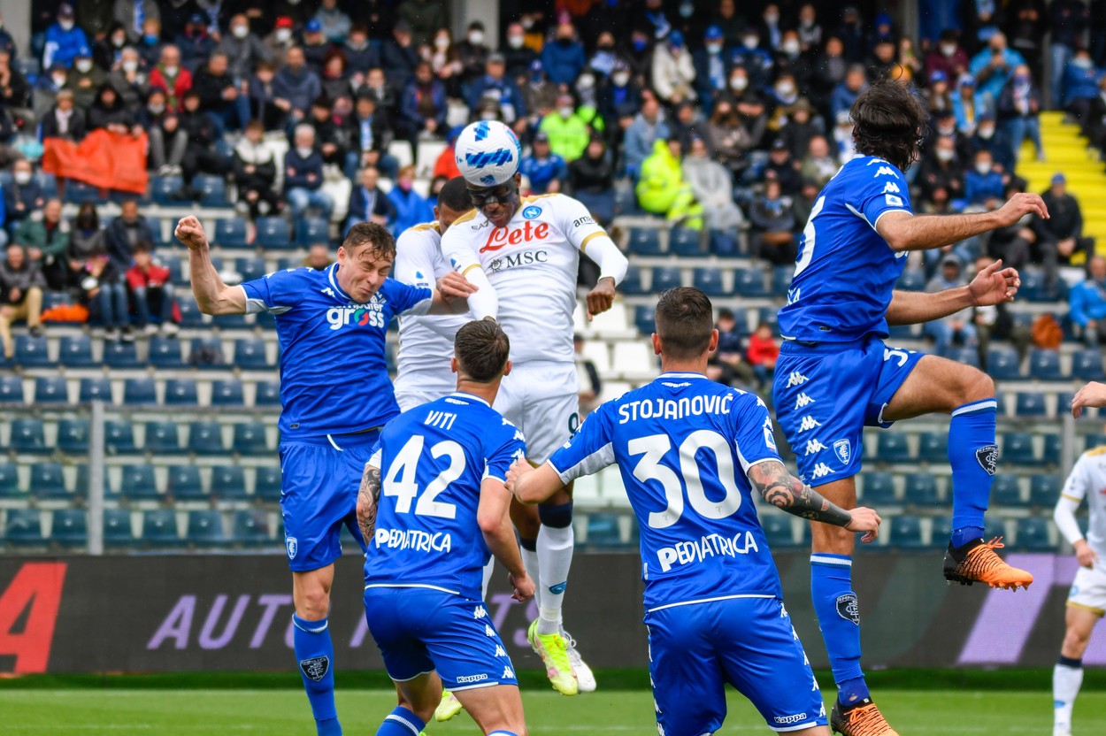 ”Nebunie de meci!”. Napoli conducea cu 2-0 în minutul 79 al meciului cu Empoli
