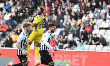 FOTBAL:UNIVERSITATEA CLUJ-PETROLUL PLOIESTI, LIGA 2 PLAY-OFF CASA PARIURILOR (26.04.2022)