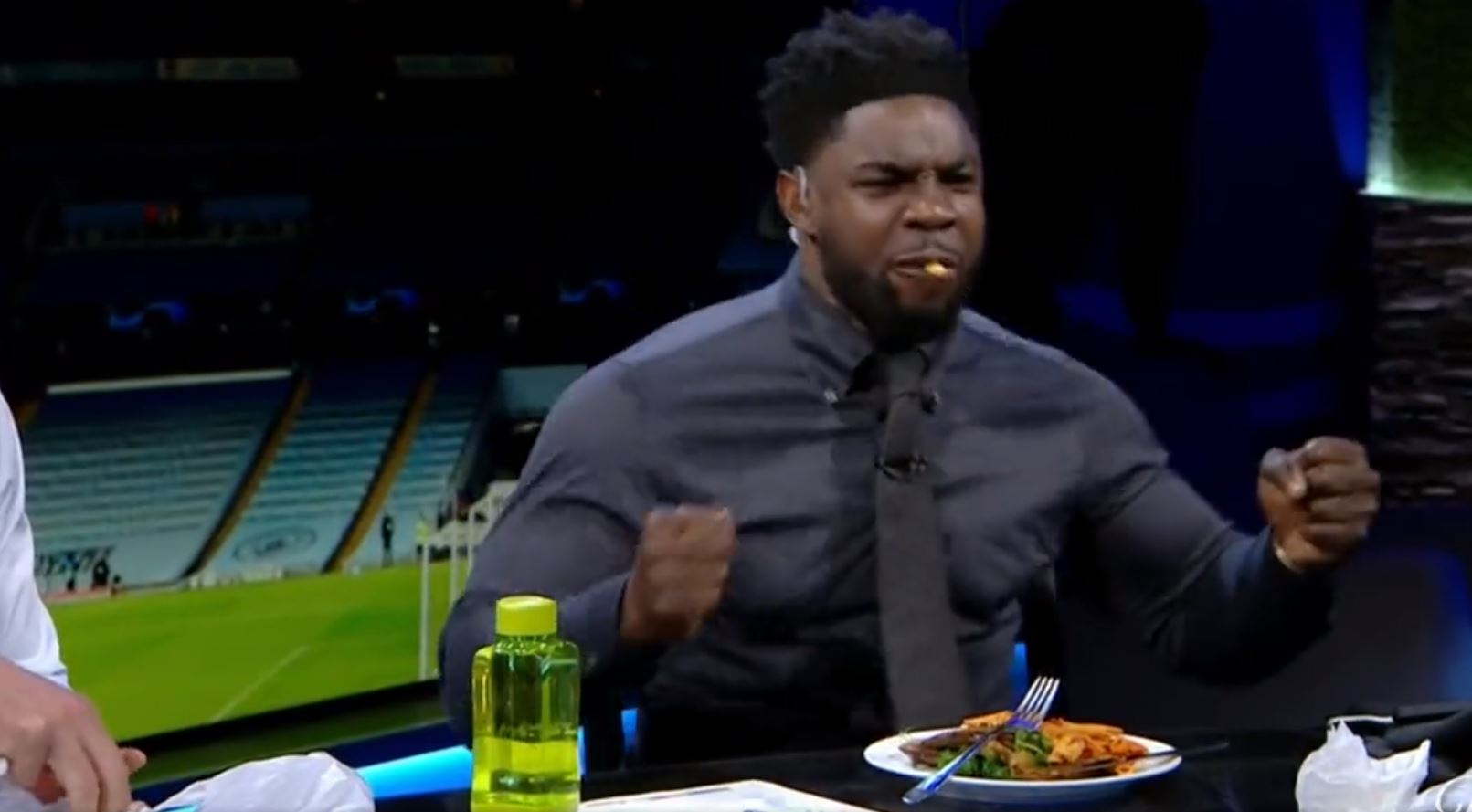 Reacția virală a lui Micah Richards după golul lui Kevin de Bruyne cu Real Madrid. Și-a dat seama târziu că e filmat