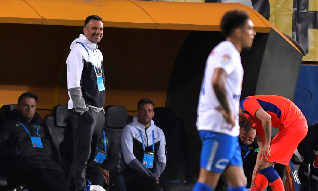 Toni Petrea, în timpul meciului Farul - FCSB / Foto: Sport Pictures